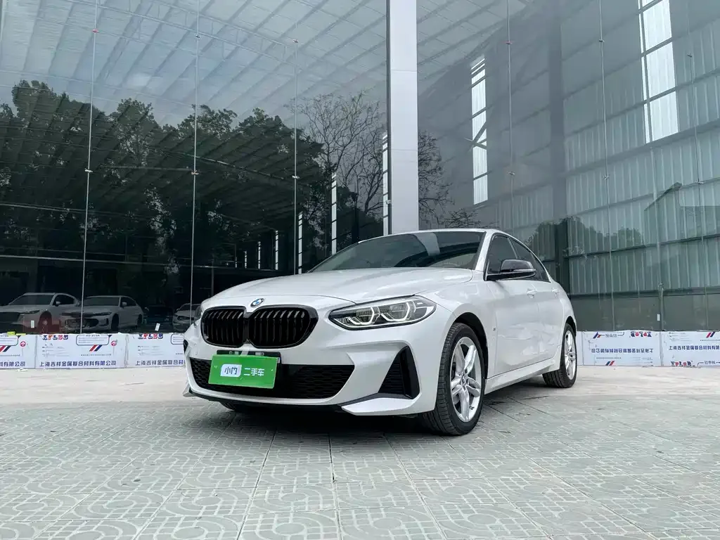 BMW 1 Series — фото 1