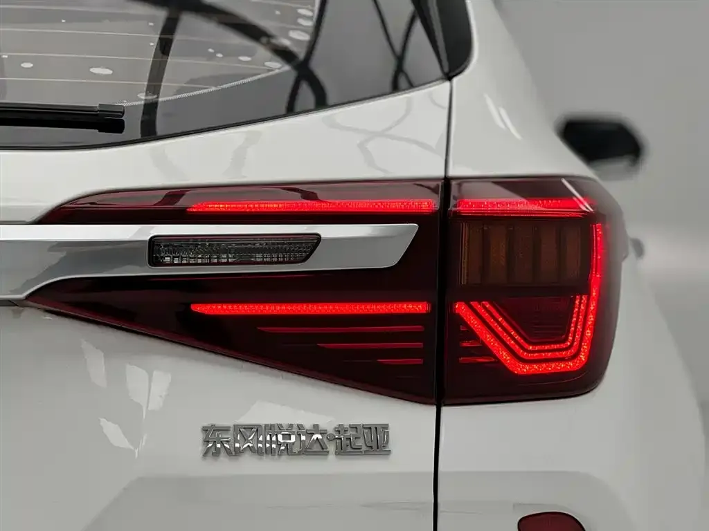 Kia KX3 — фото 3