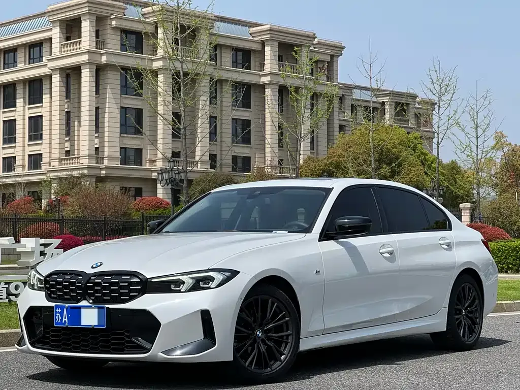 BMW 3 Series — фото 1