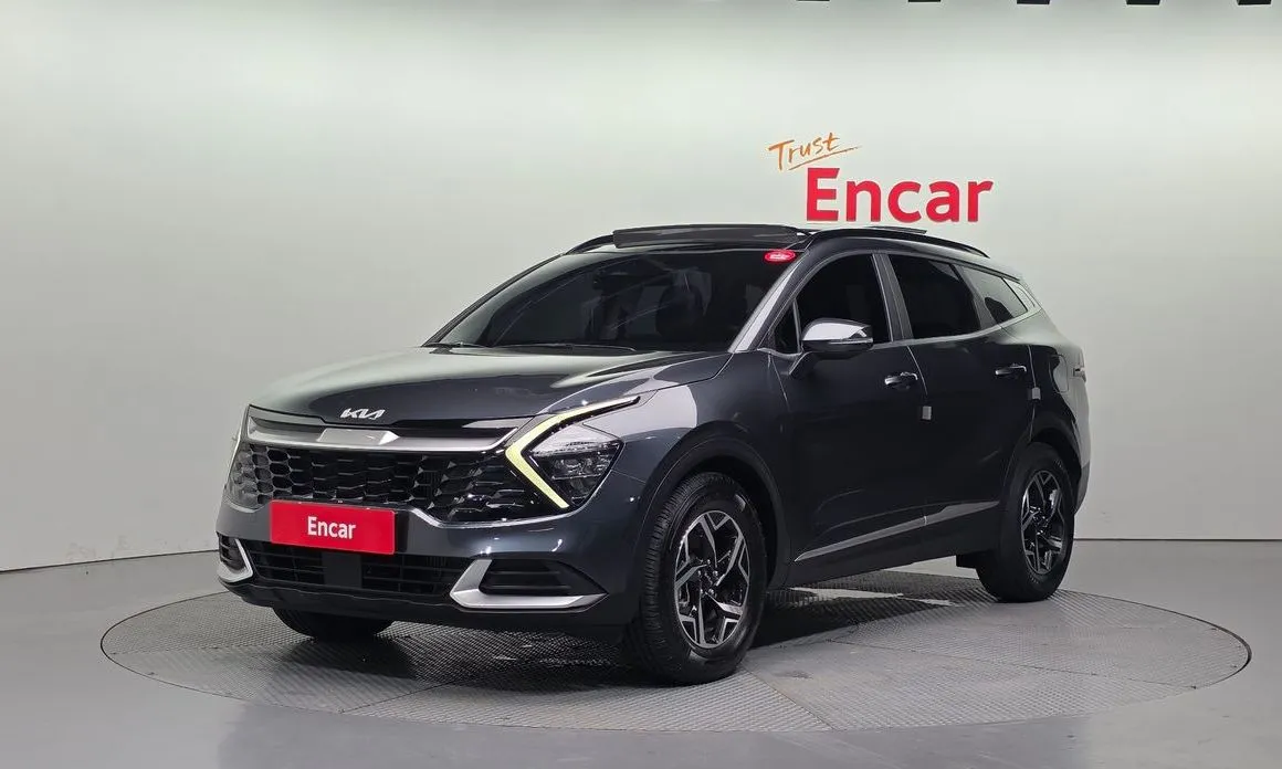 Kia Sportage — фото 1