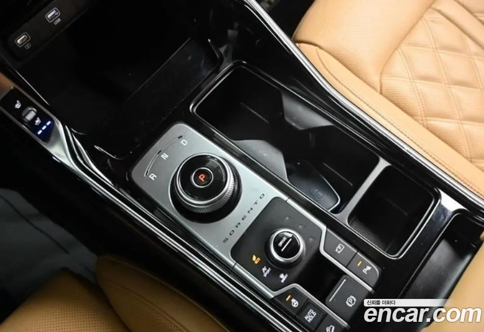 Kia Sorento — фото 9