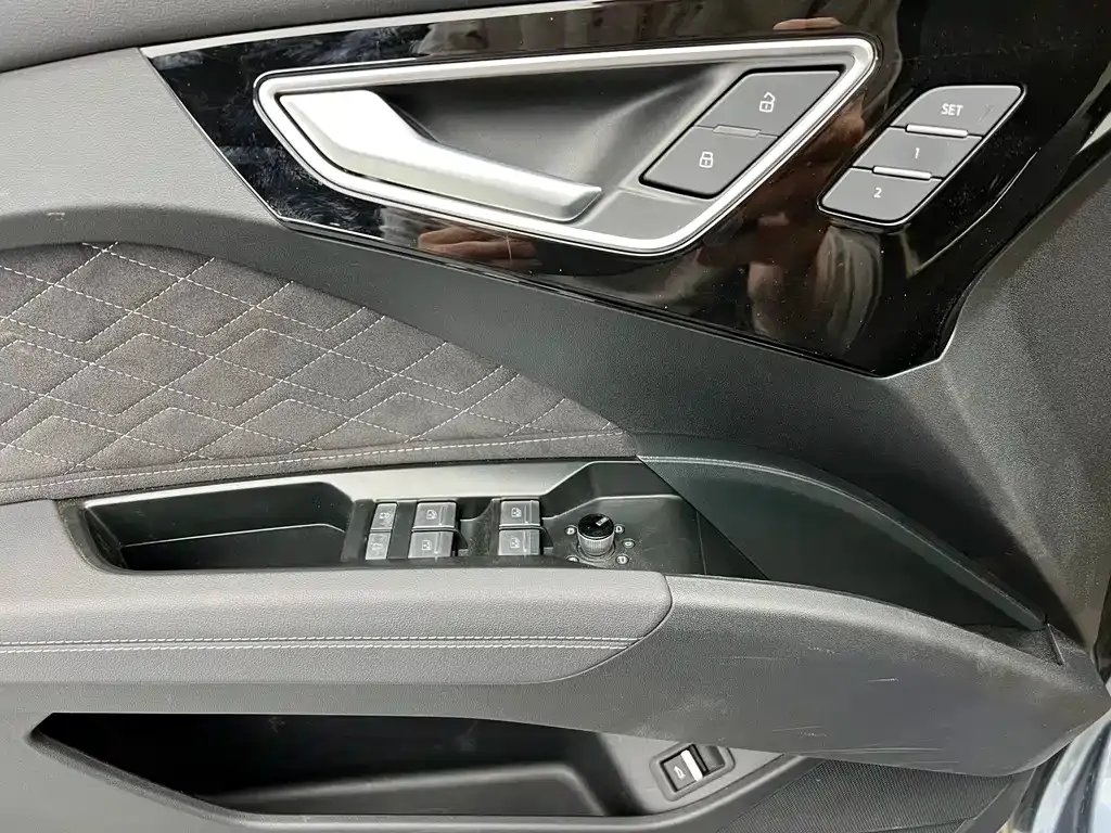 Audi Q4 e-tron 2024 из CN, фото 10
