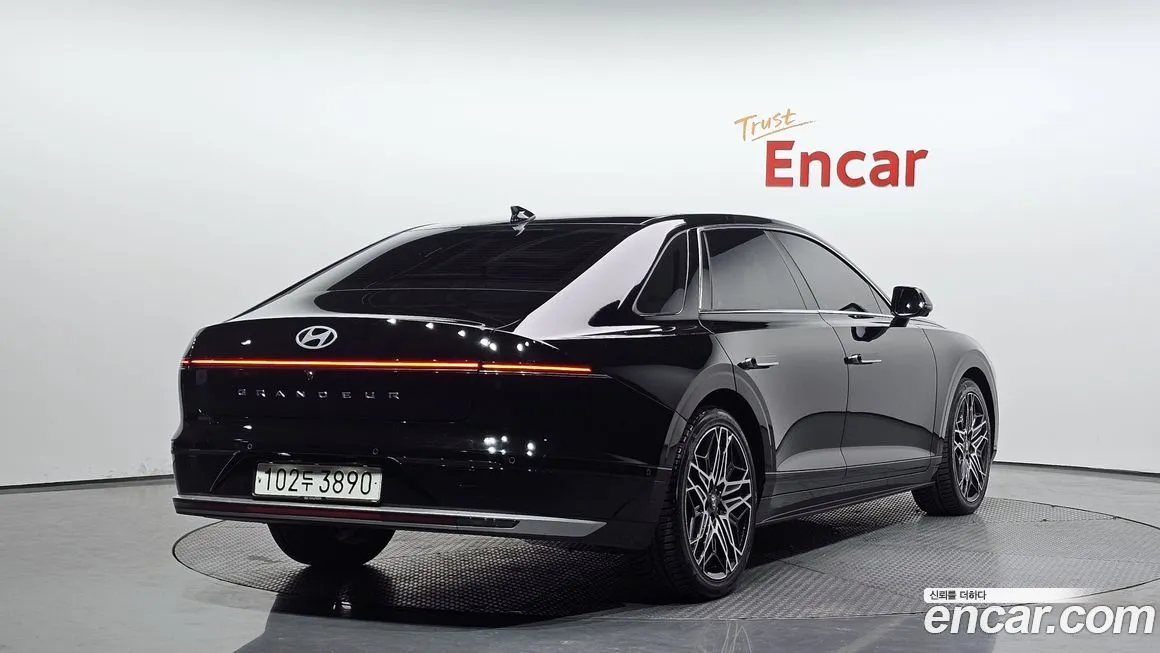Hyundai Grandeur 2023 из KR, фото 5