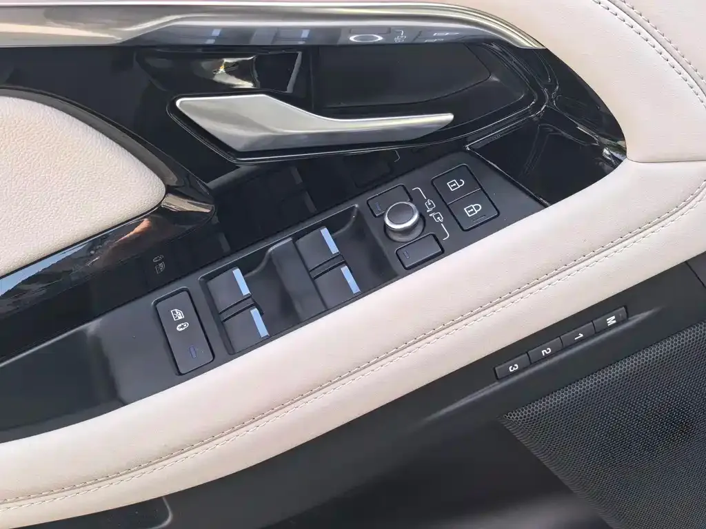 Land Rover Evoque — фото 3