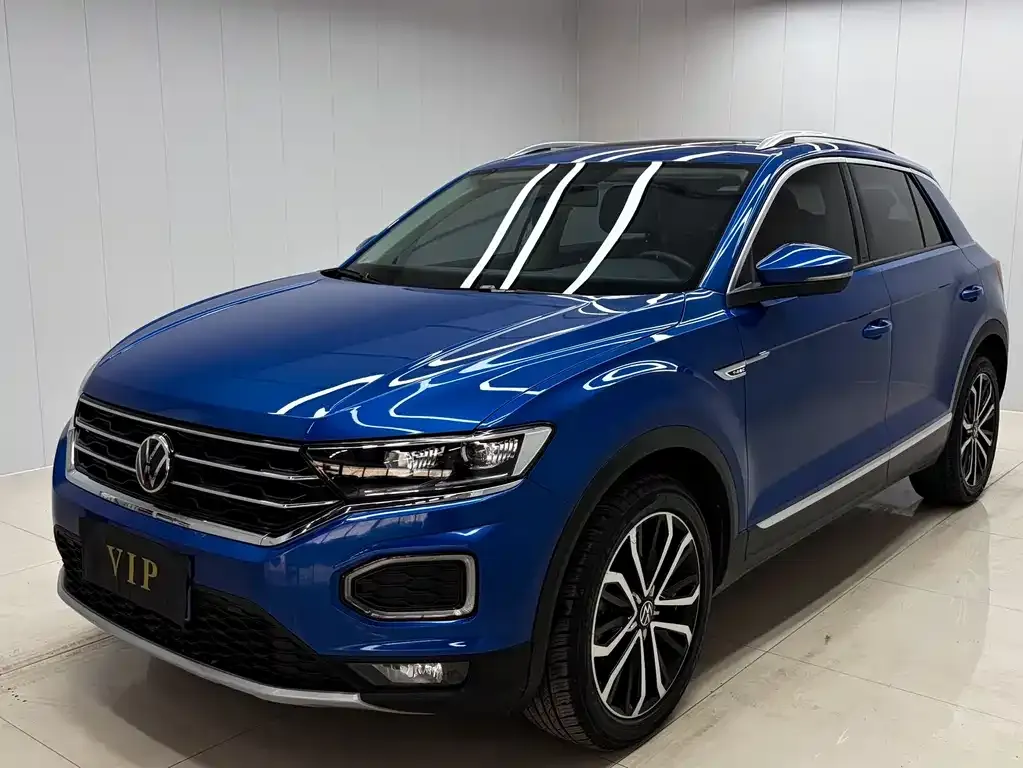 Volkswagen T-Roc — фото 1