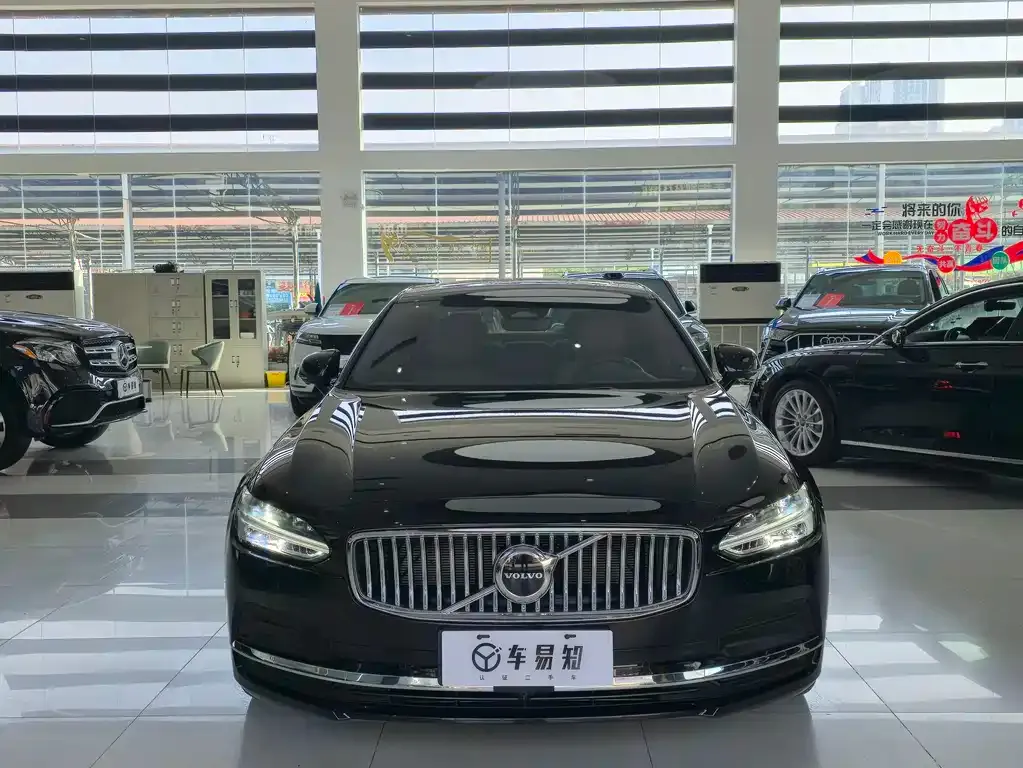 Volvo S90 — фото 3