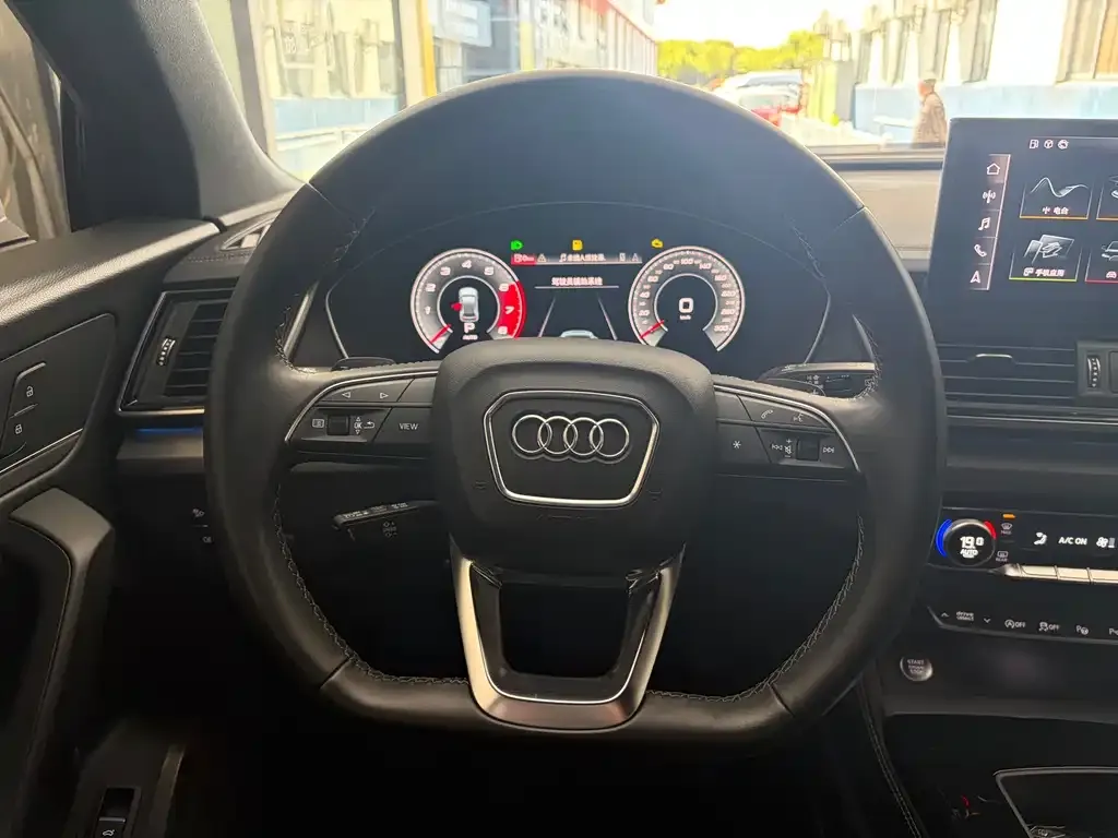 Audi Q5L Sportback 2022 из CN, фото 7