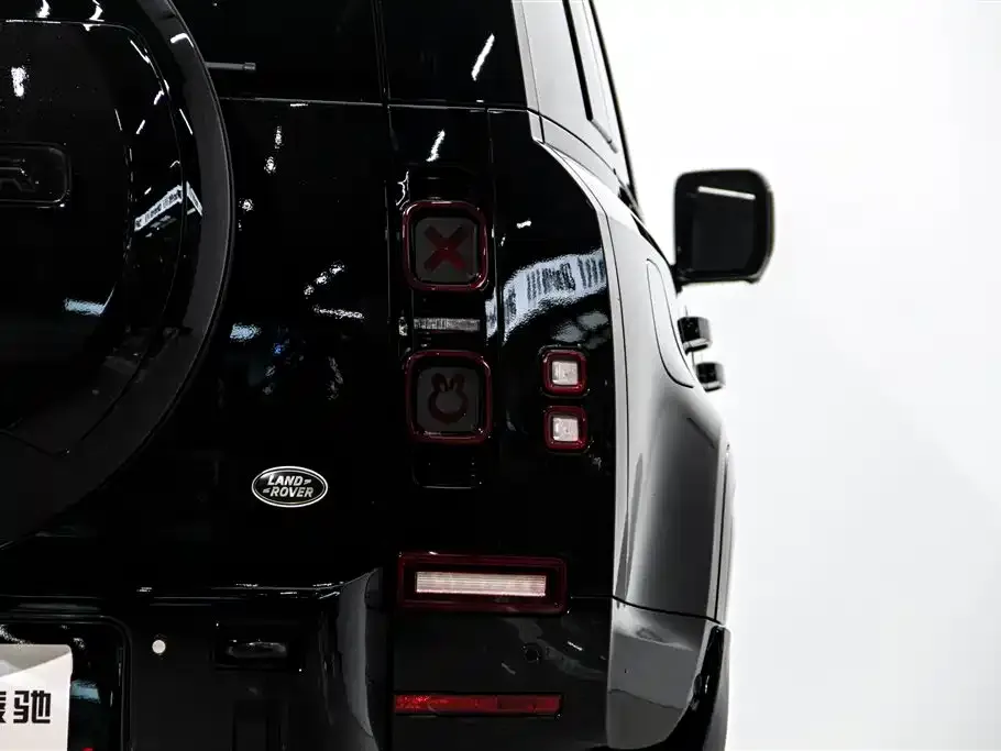 Land Rover Defender — фото 2