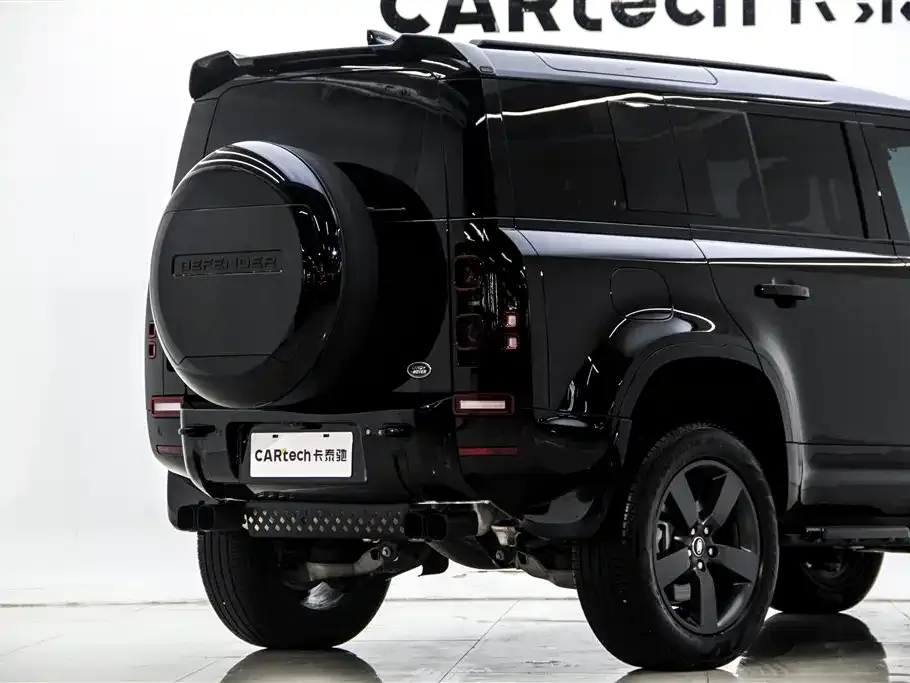 Land Rover Defender — фото 7