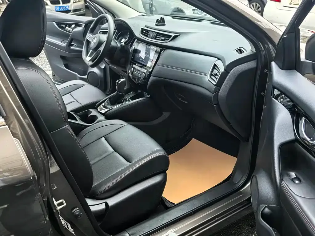 Nissan Qashqai 2022 из CN, фото 3