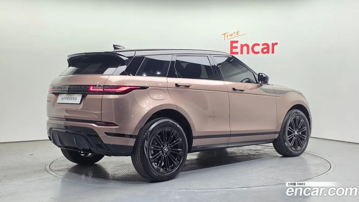 Land Rover Range Rover Evoque — фото 6