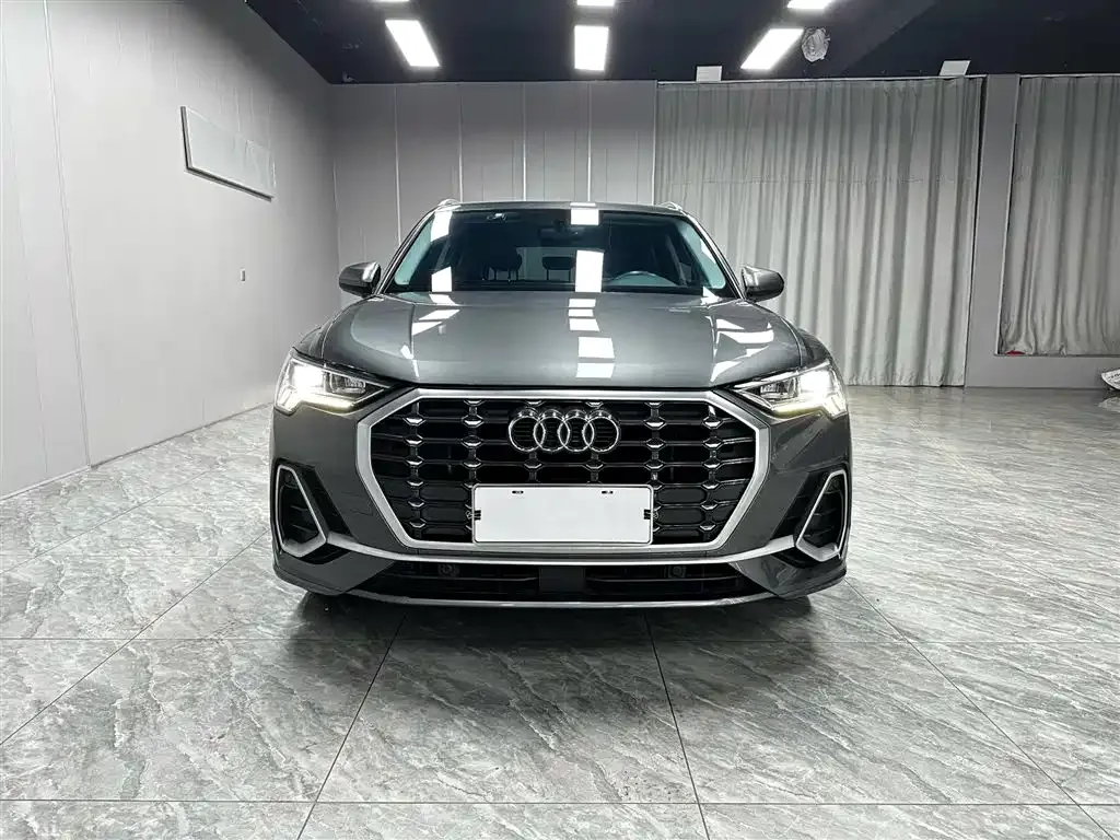 Audi Q3 — фото 8