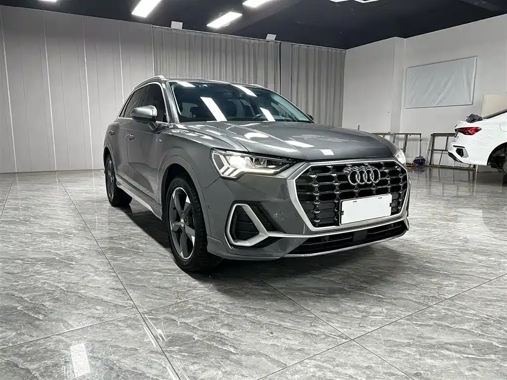 Audi Q3 — фото 4