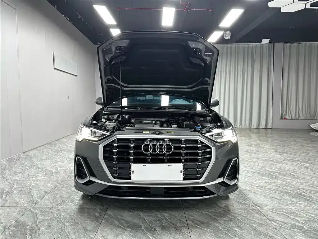 Audi Q3 — фото 9