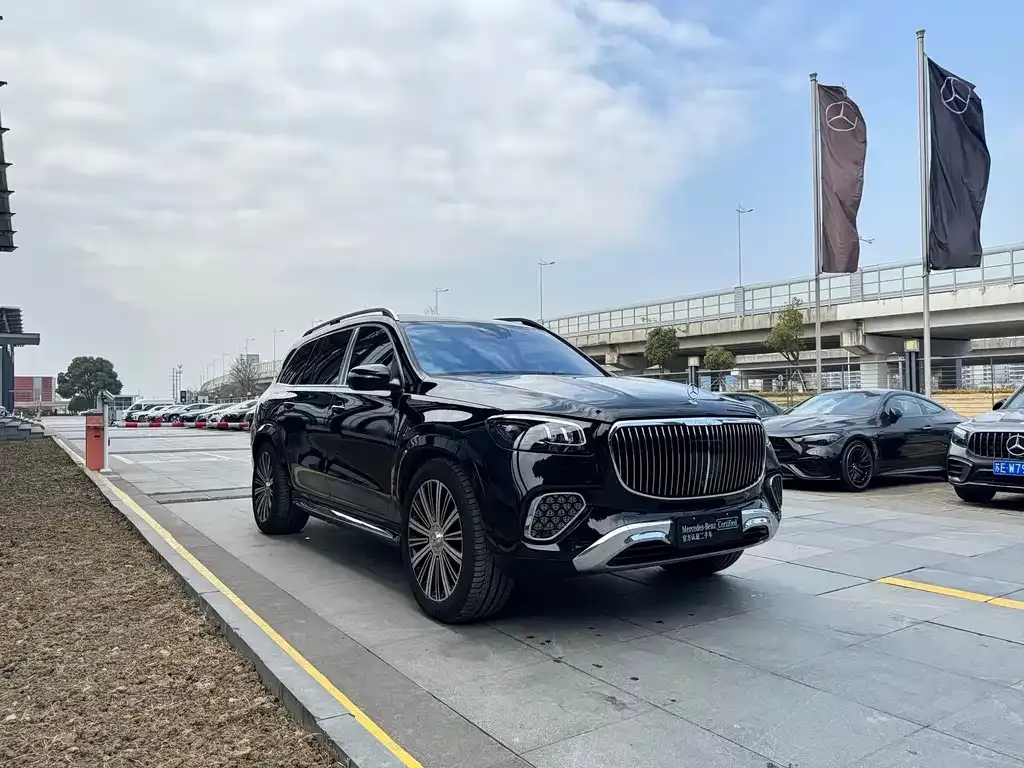 Mercedes-Benz GLS — фото 4
