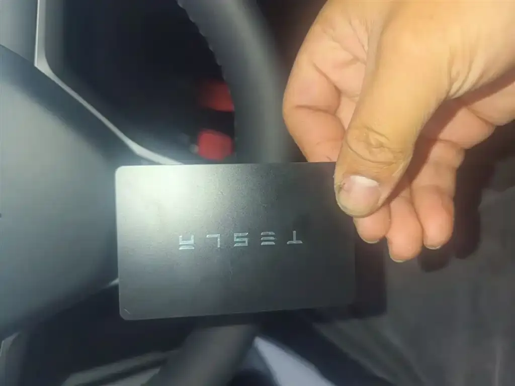 Tesla Model Y 2024 из CN, фото 3