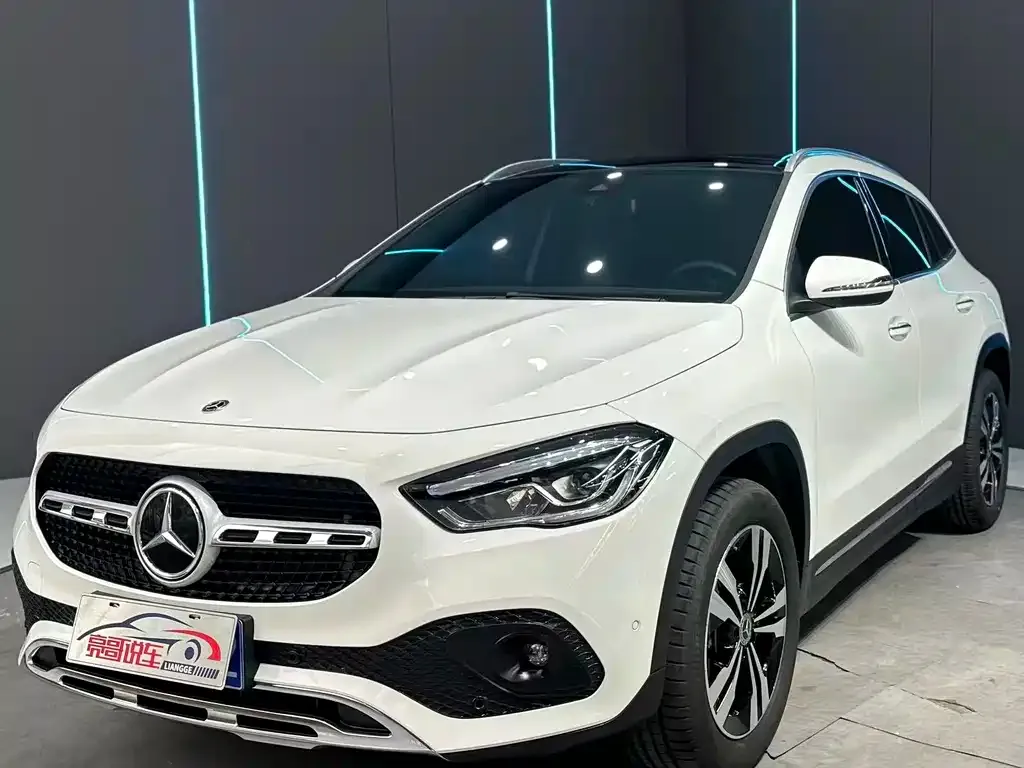 Mercedes-Benz GLA 2023 из CN, фото 1