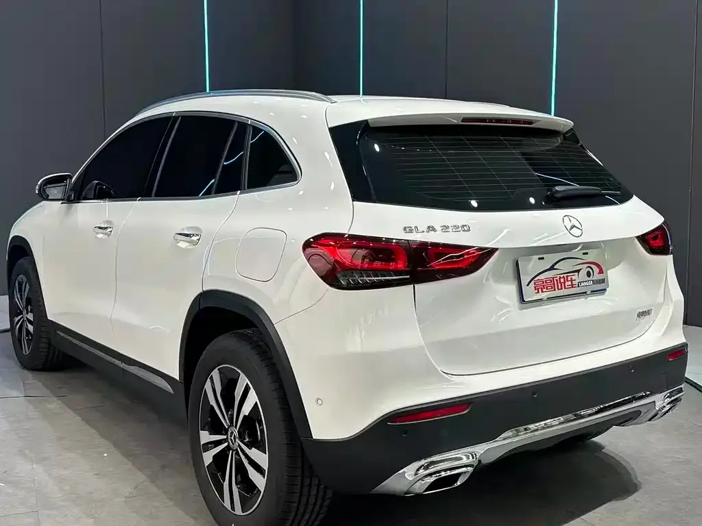 Mercedes-Benz GLA 2023 из CN, фото 9