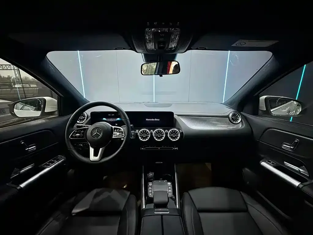 Mercedes-Benz GLA 2023 из CN, фото 8