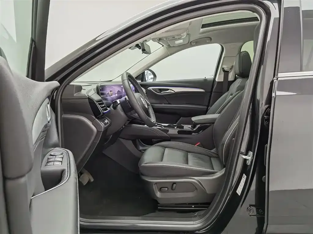 Buick Envision Plus — фото 7