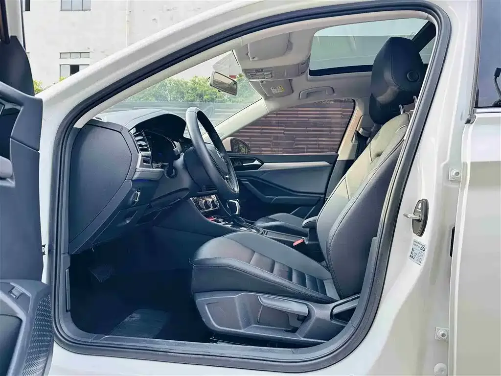 Volkswagen Sagitar 2021 из CN, фото 5