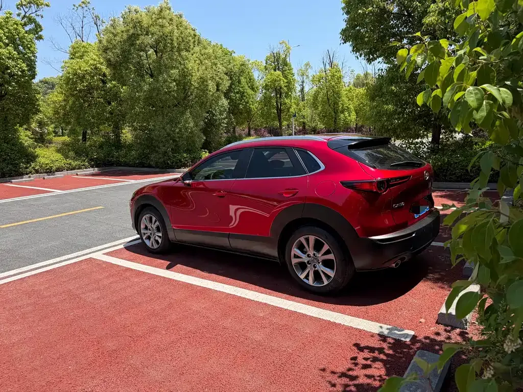 Mazda CX-30 — фото 8