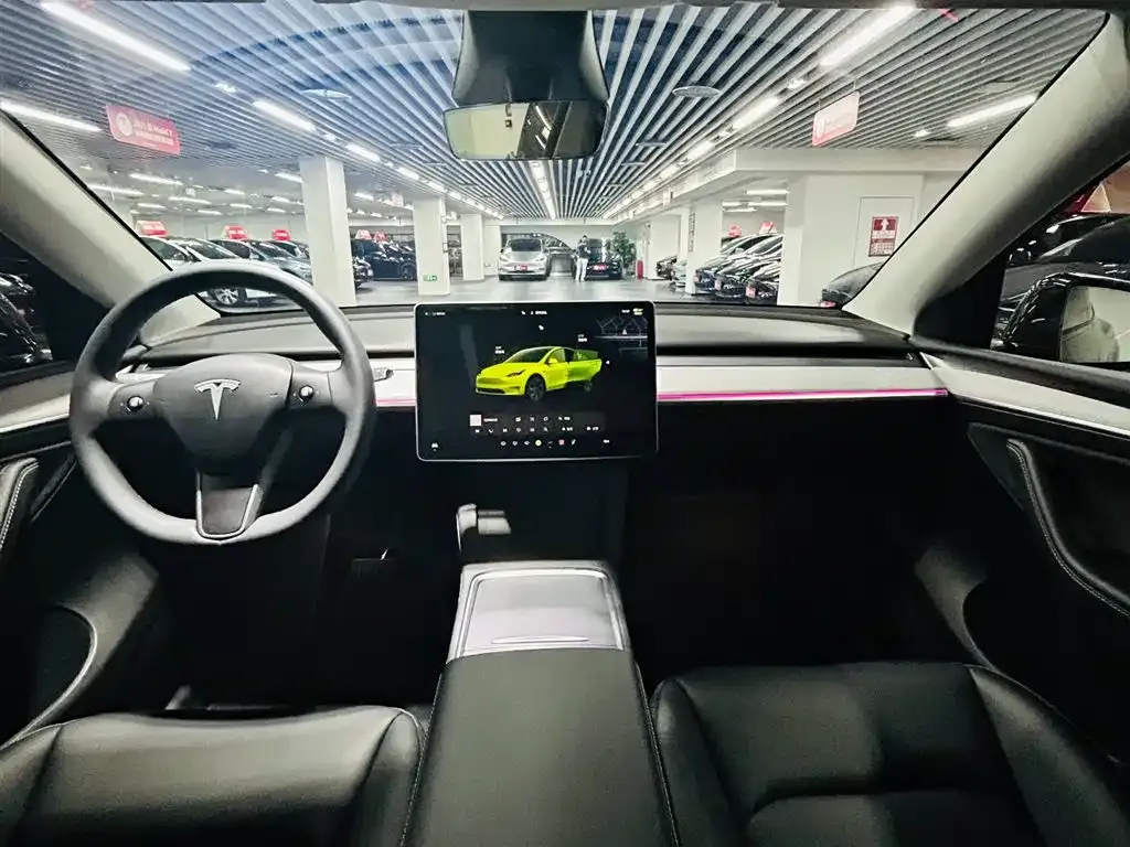 Tesla Model Y — фото 5