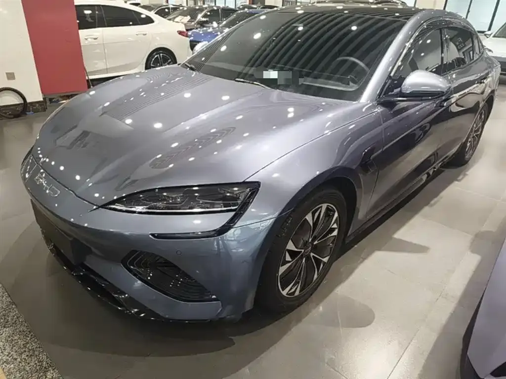 BYD Seal — фото 4