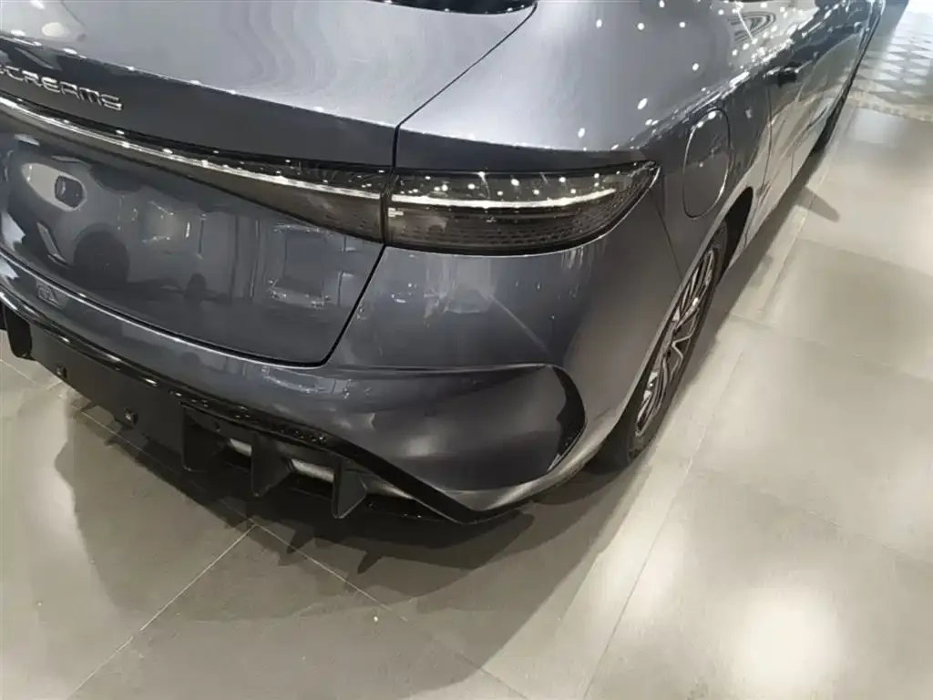 BYD Seal — фото 7