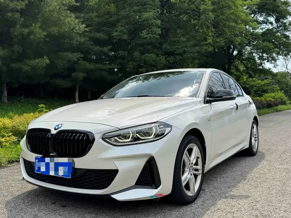 BMW 1 Series — фото 1
