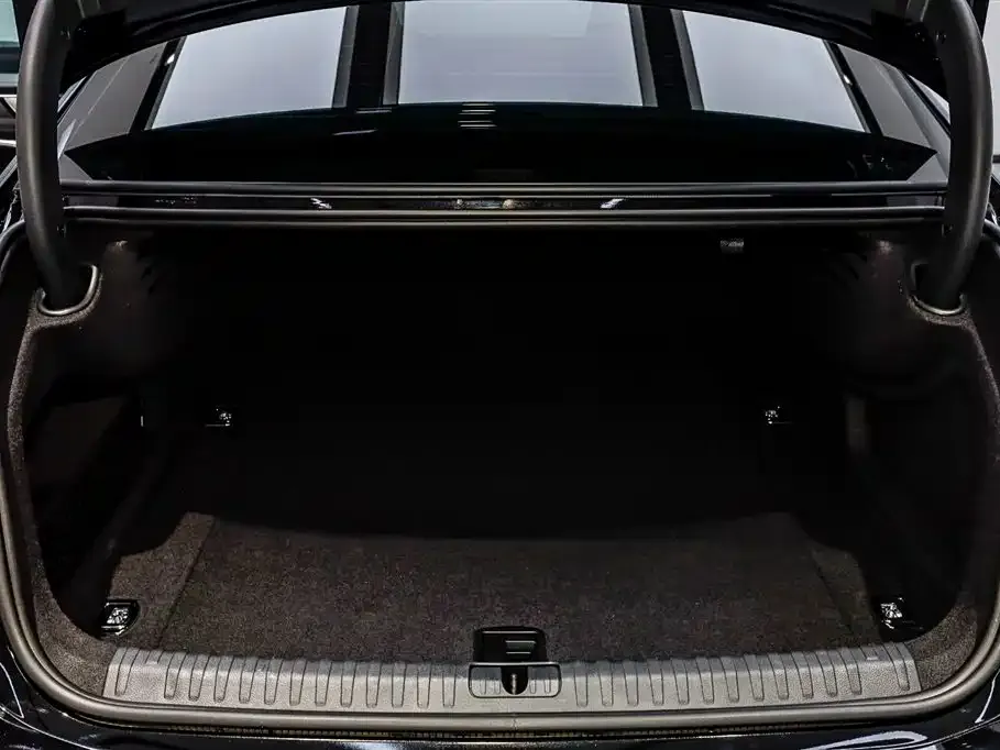 Audi A7L — фото 3