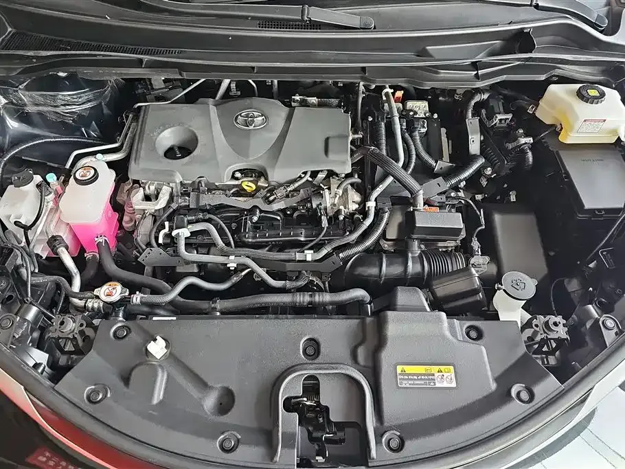 Toyota Sienna — фото 9