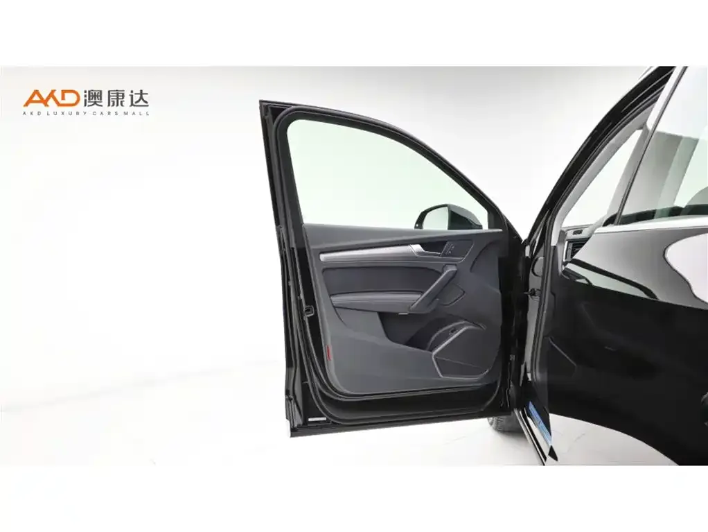 Audi Q5L 2022 из CN, фото 8