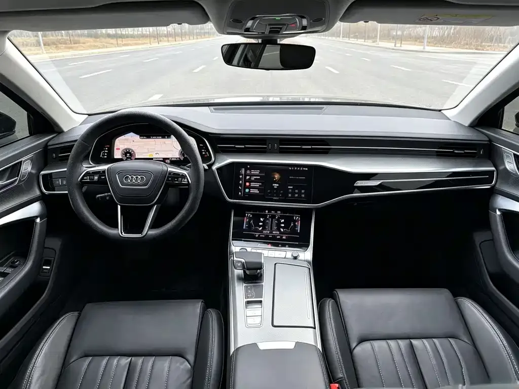 Audi A6L — фото 8