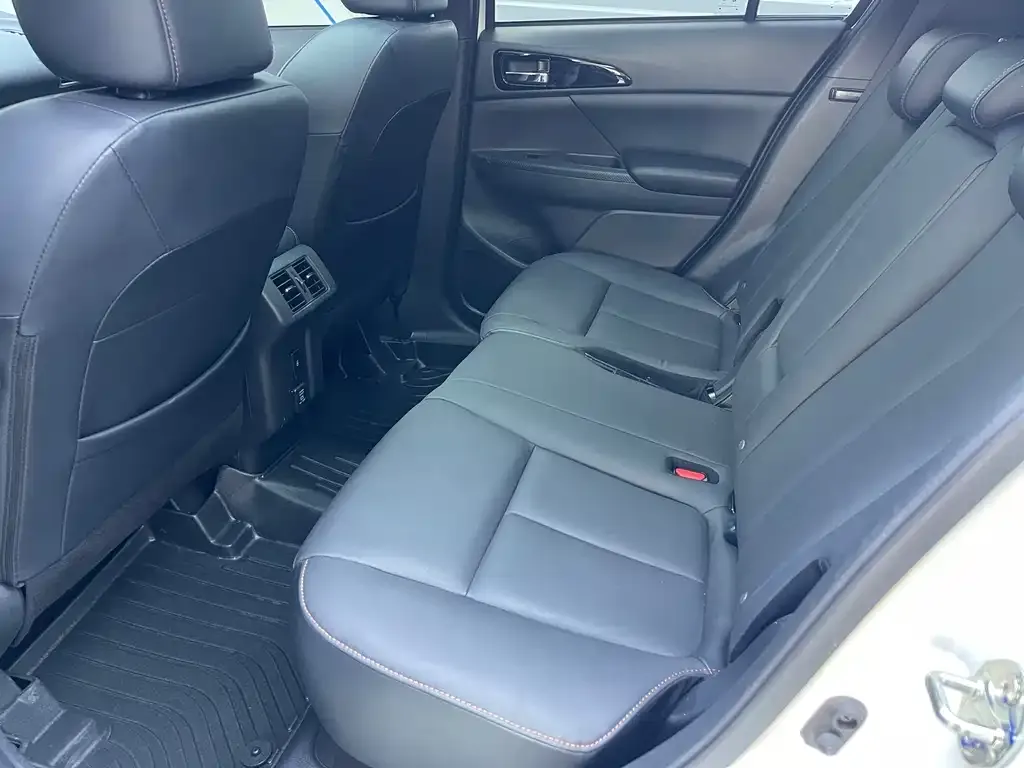 Mitsubishi Eclipse Cross 2021 из CN, фото 3