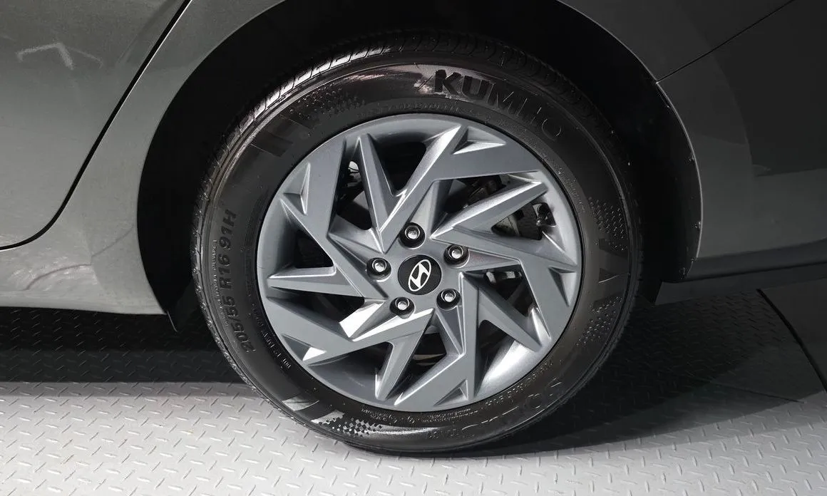 Hyundai AVANTE 2024 из KR, фото 5