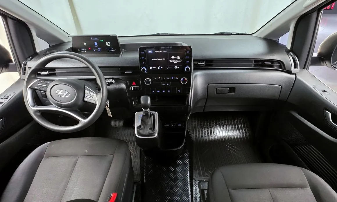 Hyundai Staria 2023 из KR, фото 5