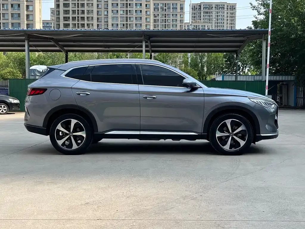 BYD PLUS New Energy — фото 8