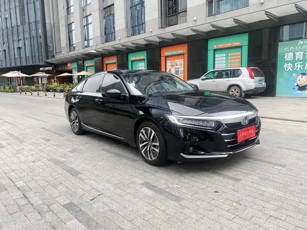 Honda Accord — фото 5