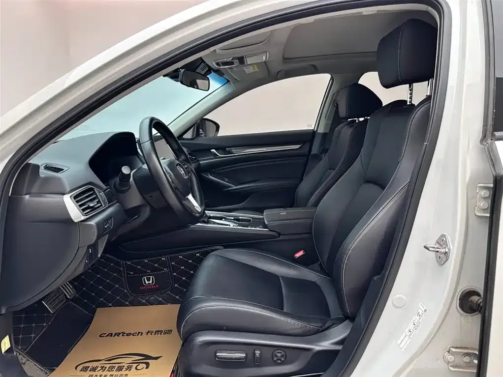 Honda Accord — фото 3