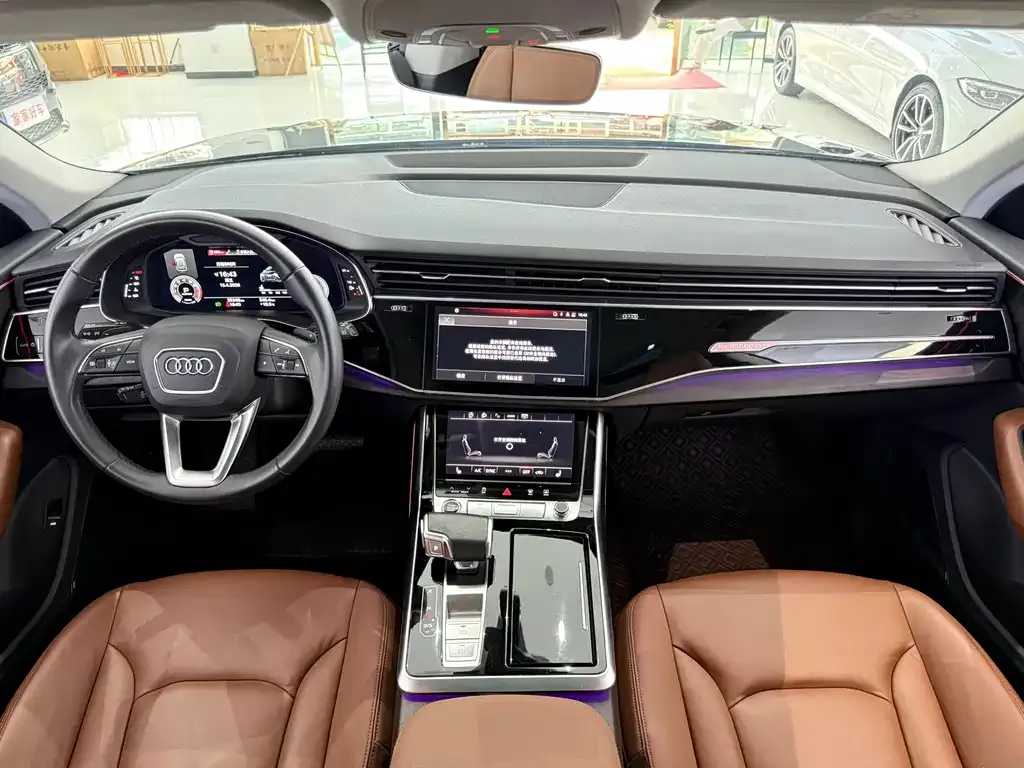 Audi Q8 2021 из CN, фото 9