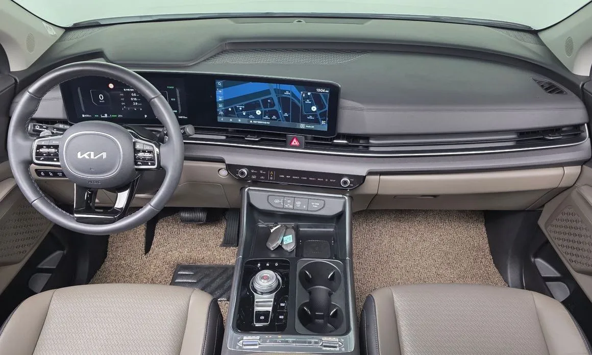 Kia Carnival — фото 10