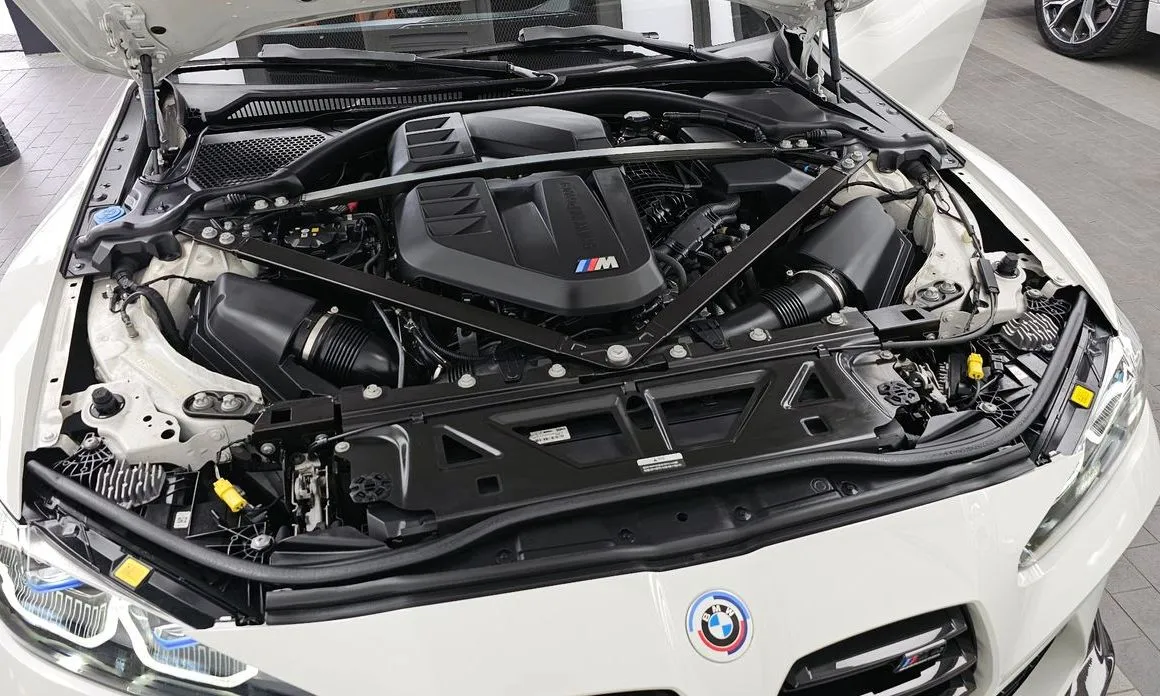 BMW M4 2024 из KR, фото 8