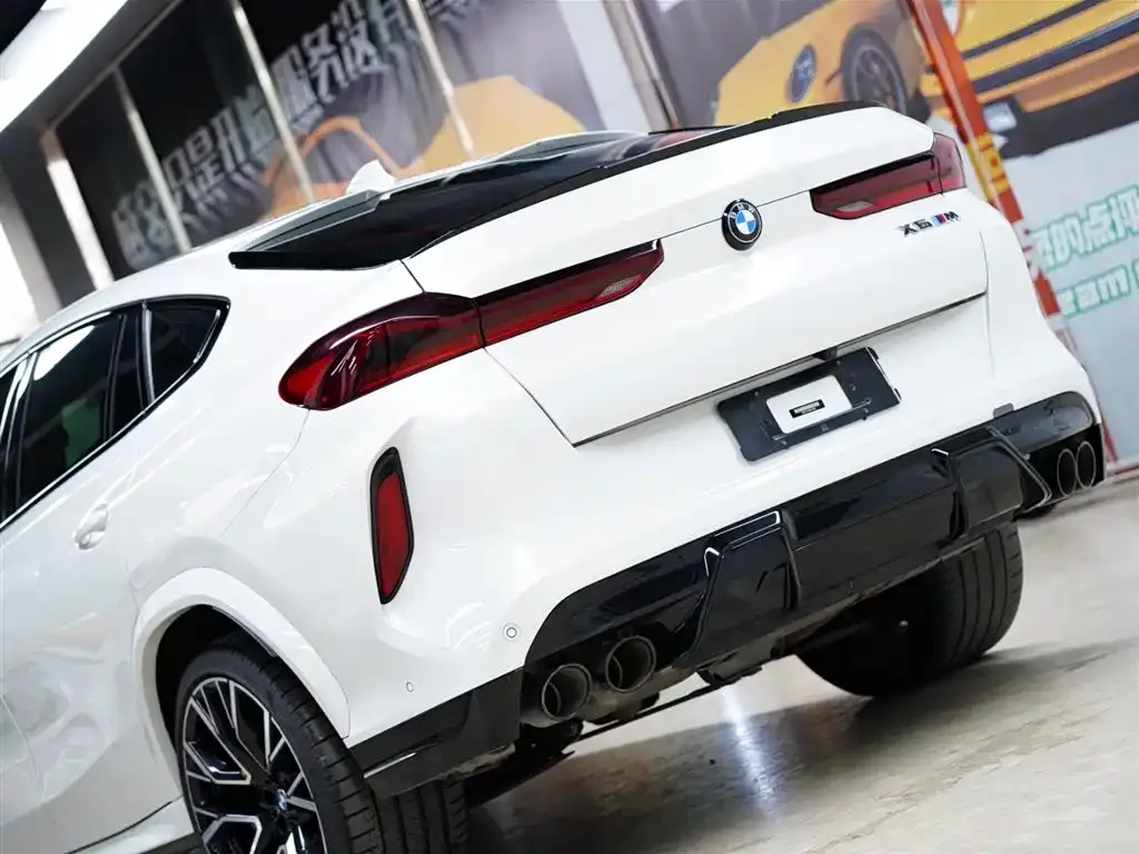 BMW X6 M 2022 из CN, фото 5