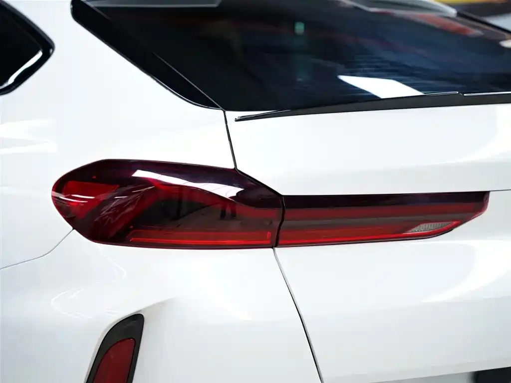 BMW X6 M 2022 из CN, фото 10