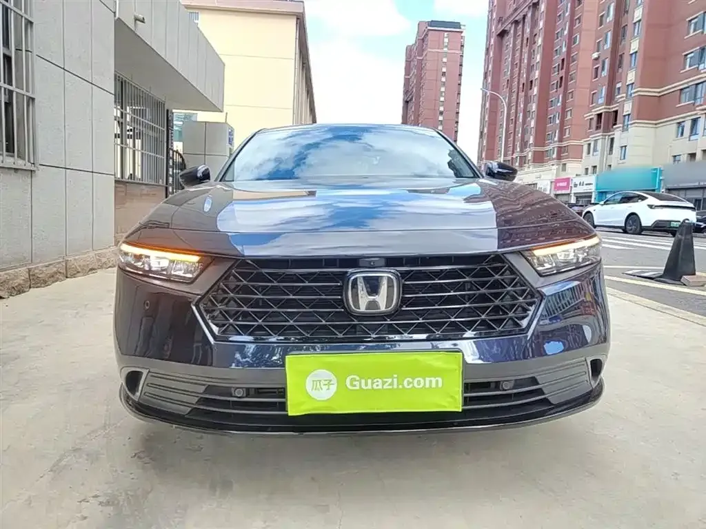 Honda Accord — фото 9