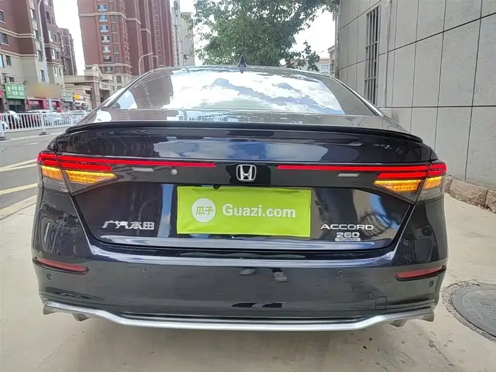 Honda Accord — фото 6