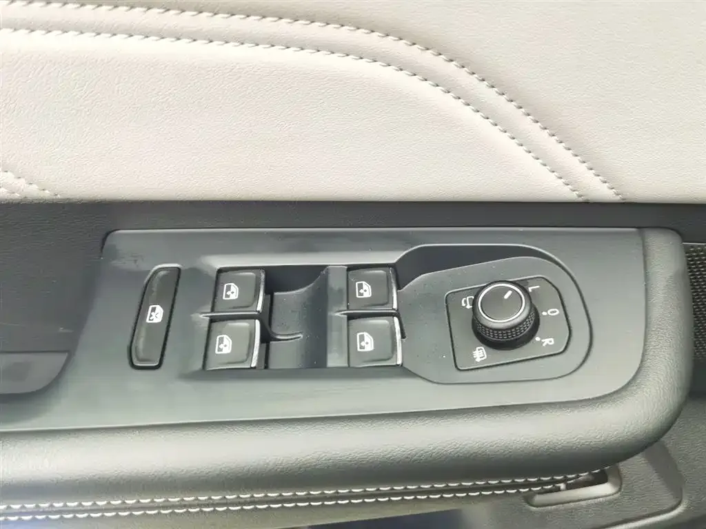 Volkswagen Tavendor 2023 из CN, фото 9