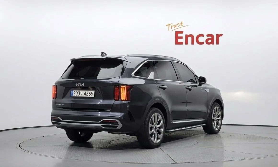 Kia Sorento — фото 4