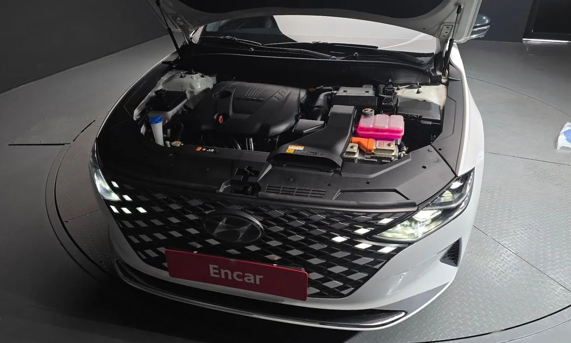 Hyundai Grandeur 2022 из KR, фото 8